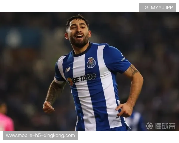 波尔图准备签入葡超最佳对抗中卫,展现豪门野心与防线新气象